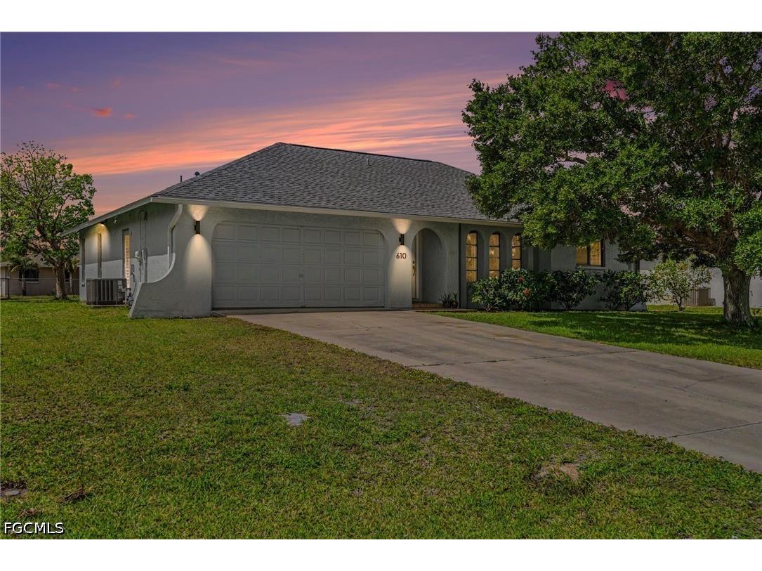 610 Retunda Parkway W Cape Coral FL 33904 2026022036 image1