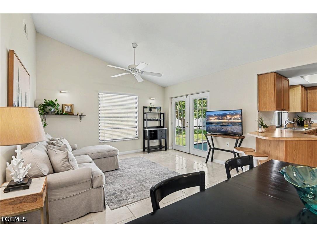 610 Retunda Parkway W Cape Coral FL 33904 2026022036 image8