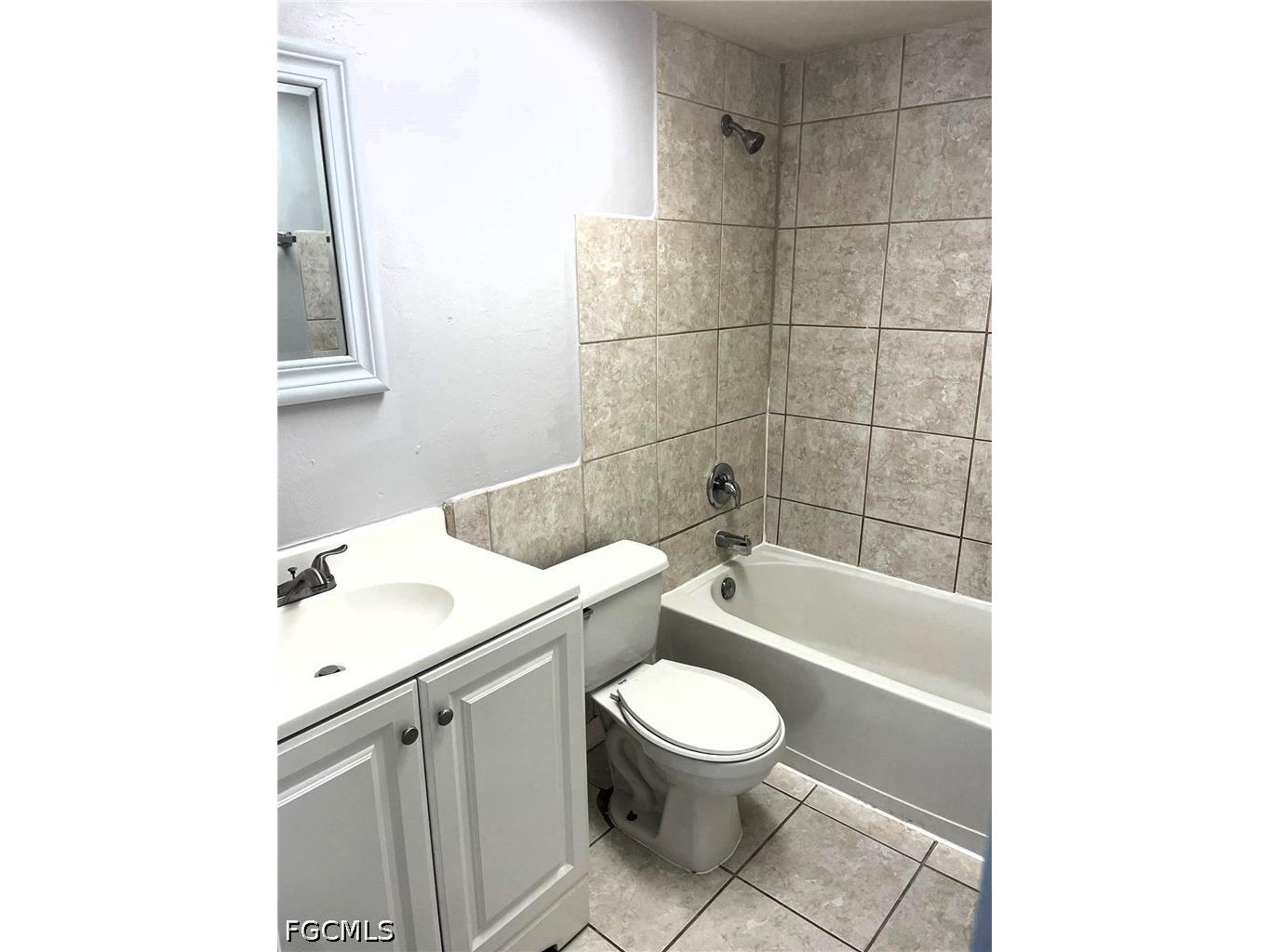 610 SE 10th Street #A Cape Coral FL 33990 2026022093 image8