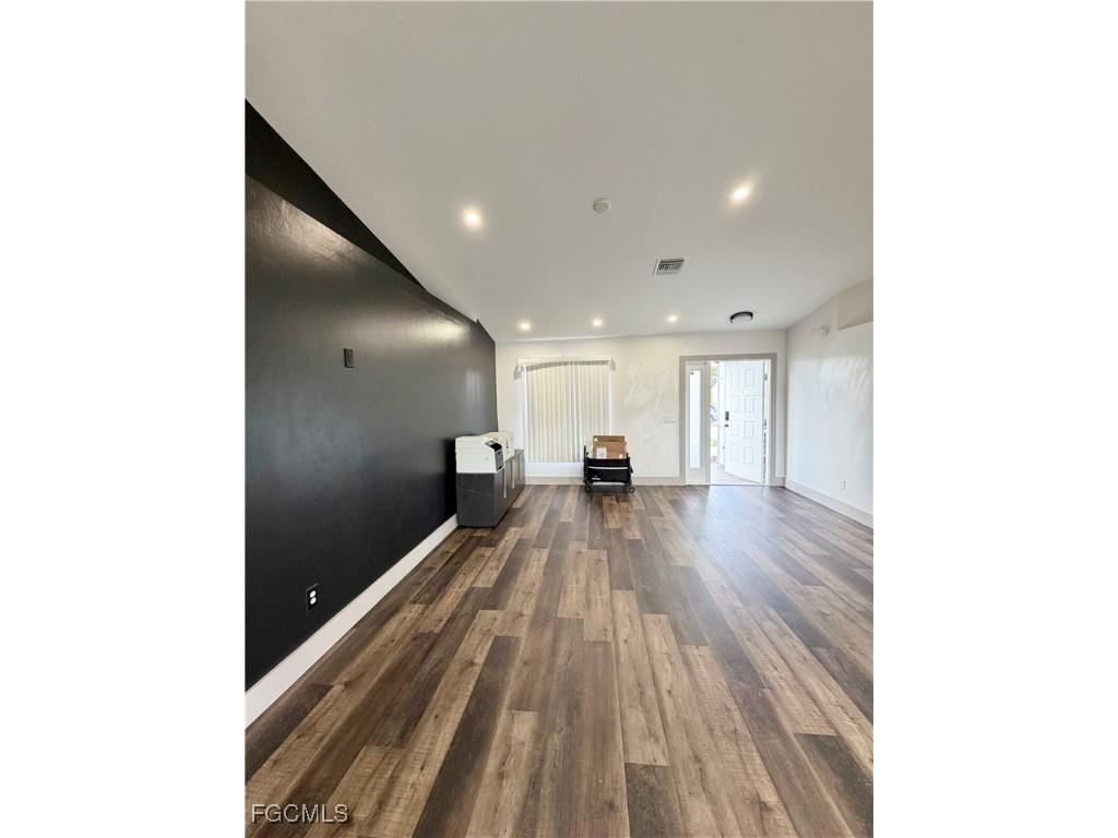 610 SE 21st Lane Cape Coral FL 33990 2025021900 image19