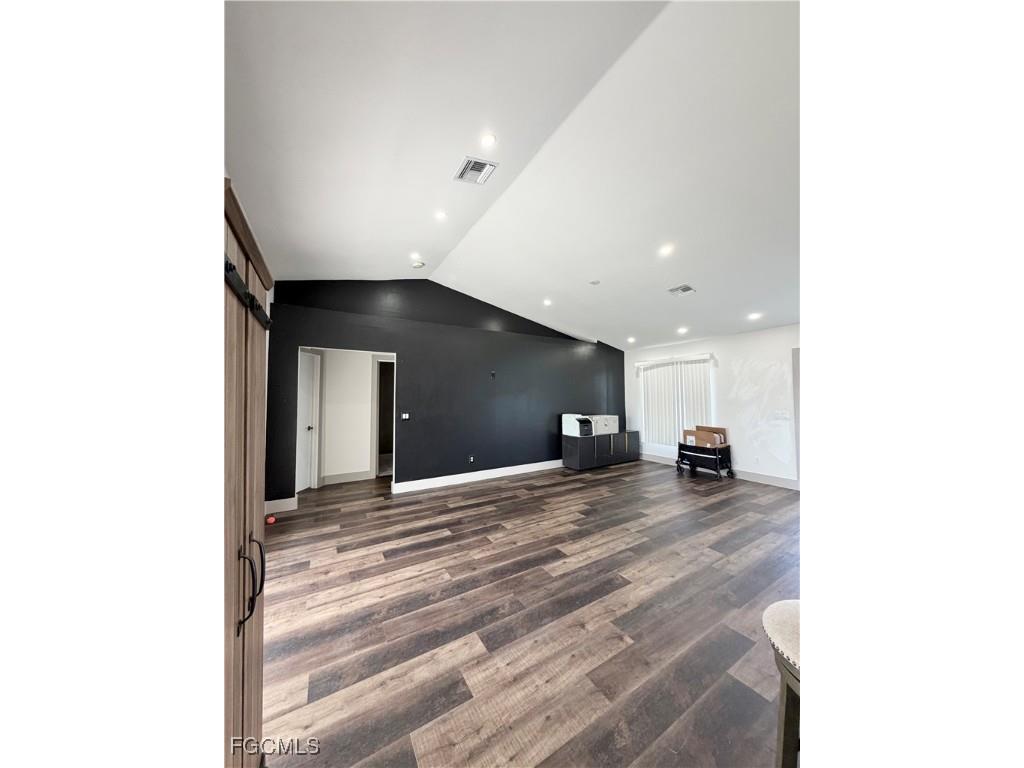 610 SE 21st Lane Cape Coral FL 33990 2025021900 image29