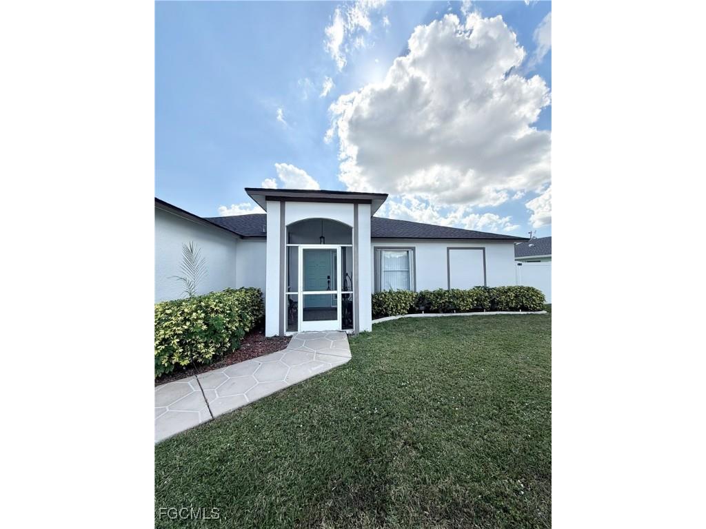 610 SE 21st Lane Cape Coral FL 33990 2025021900 image3