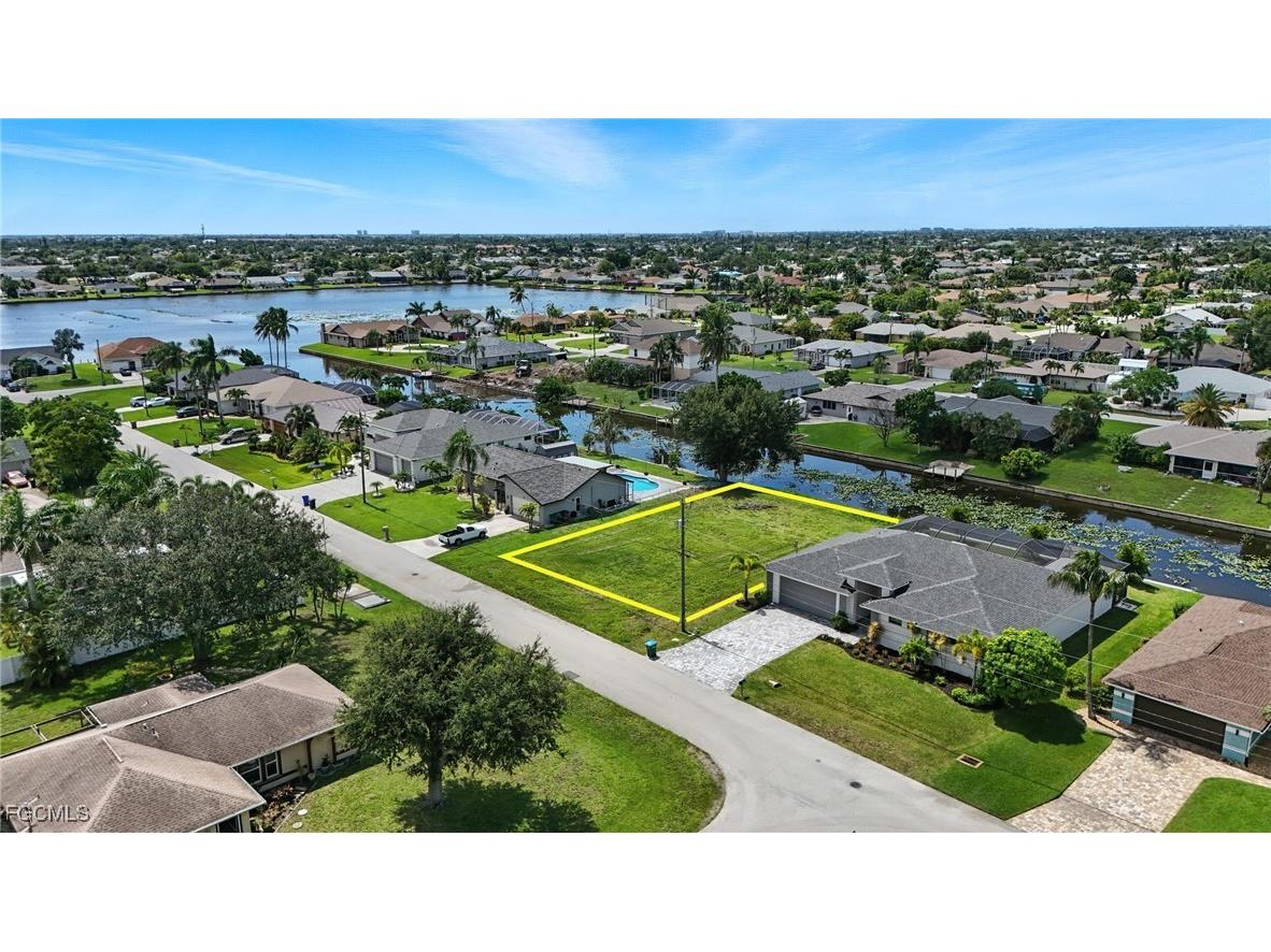 610 SW 35th Street Cape Coral FL 33914 2025000252 image1