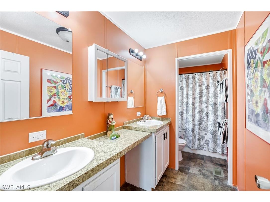610 Sunset Drive Goodland FL 34140 226007749 image11