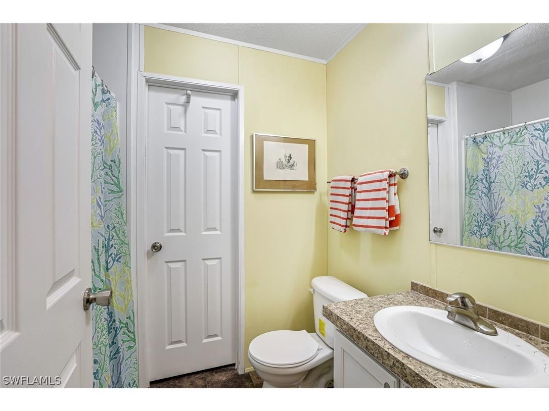 610 Sunset Drive Goodland FL 34140 226007749 image14