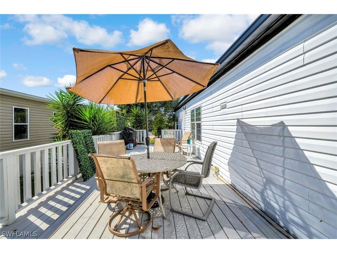 610 Sunset Drive Goodland FL 34140 226007749 image16