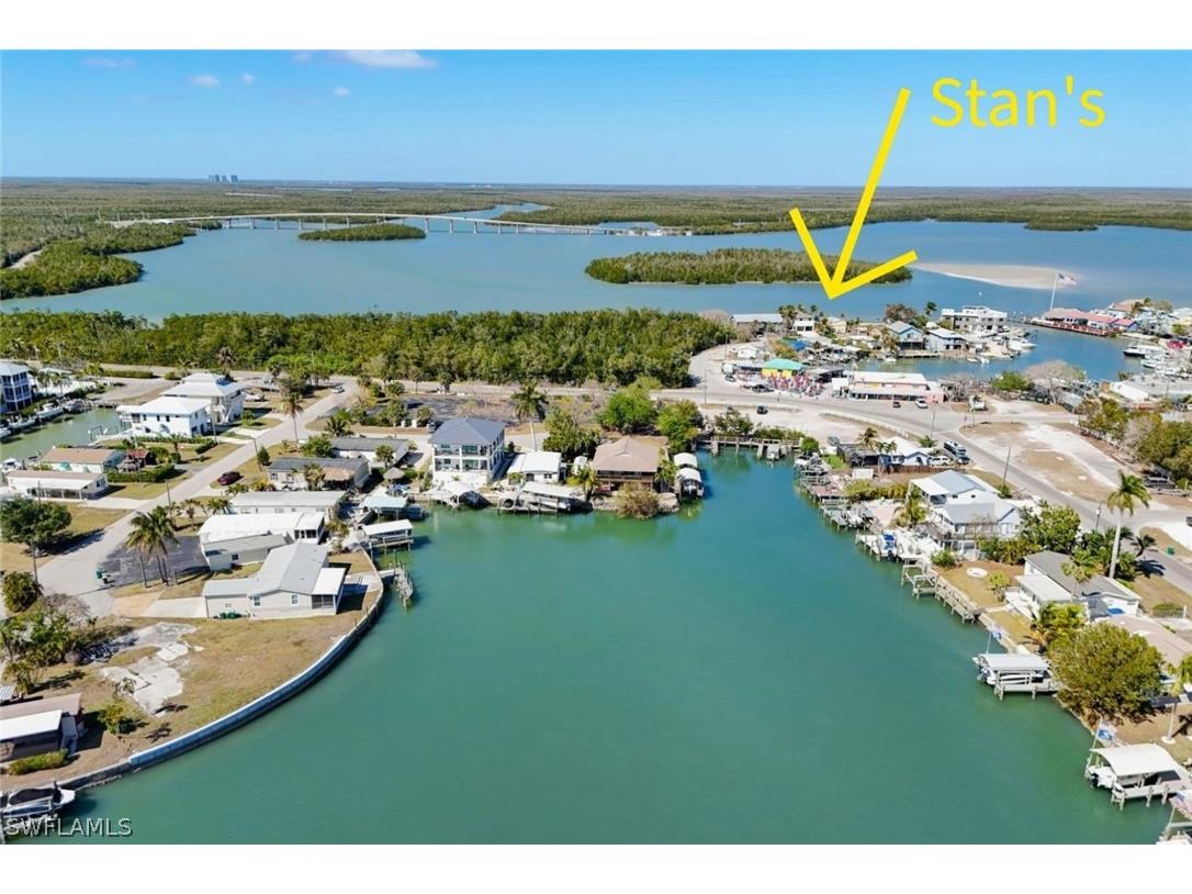 610 Sunset Drive Goodland FL 34140 226007749 image26