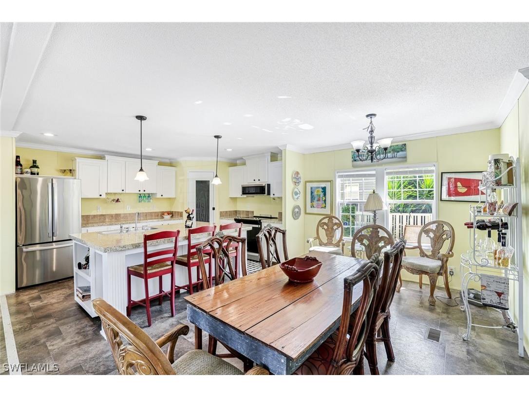 610 Sunset Drive Goodland FL 34140 226007749 image6
