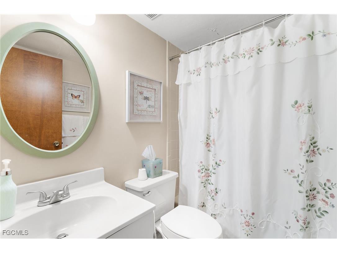 610 Victoria Drive #101C Cape Coral FL 33904 2025025510 image20