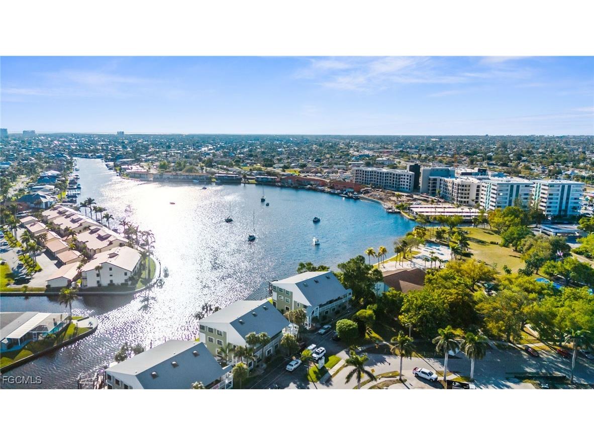 610 Victoria Drive #101C Cape Coral FL 33904 2025025510 image33