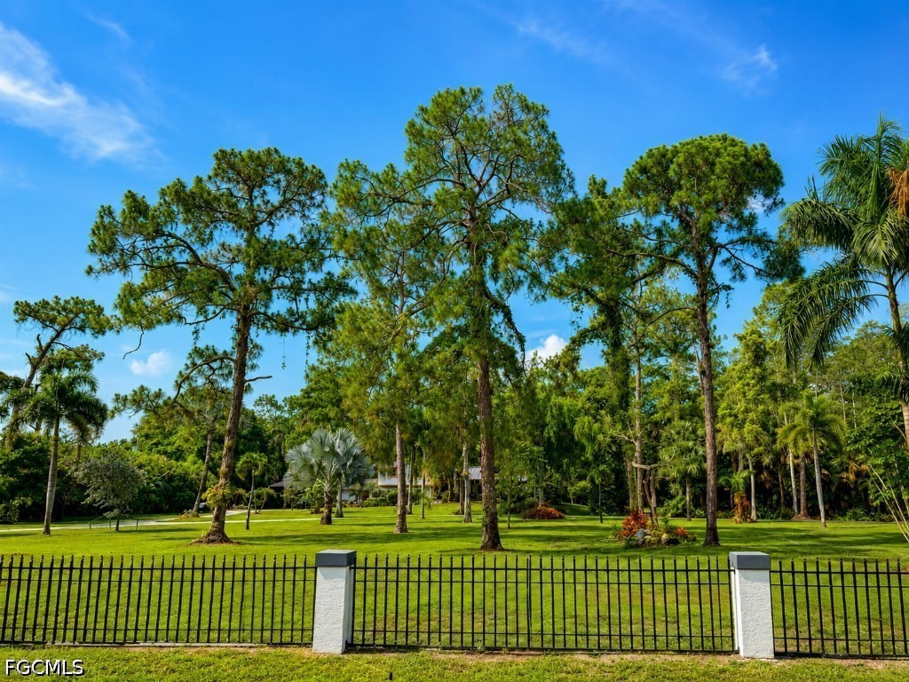 6100 Dogwood Way Naples FL 34116 2026025871 image45