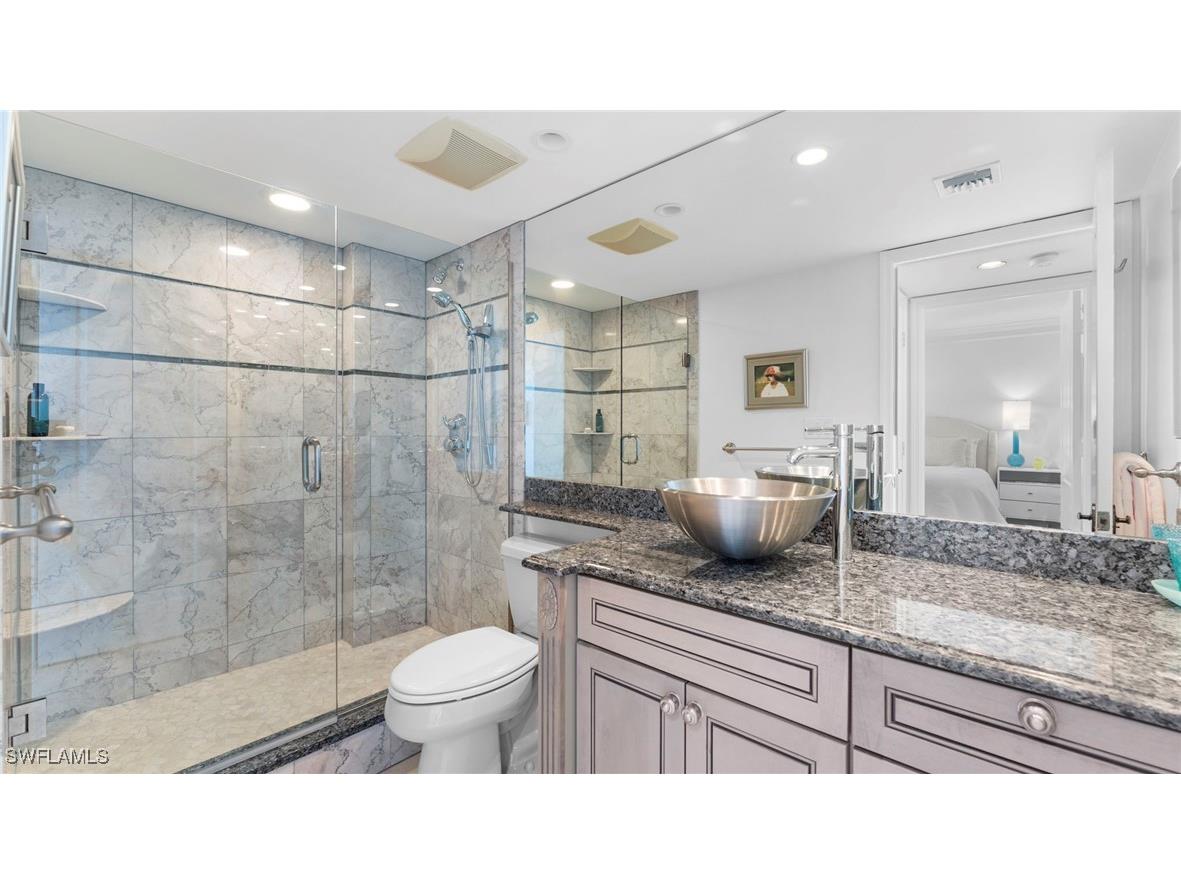 6101 Pelican Bay Boulevard #1404 Naples FL 34108 225073850 image17