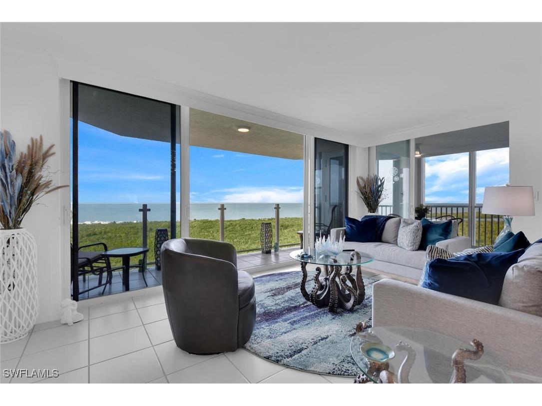 6101 Pelican Bay Boulevard #1805 Naples FL 34108 226001359 image1