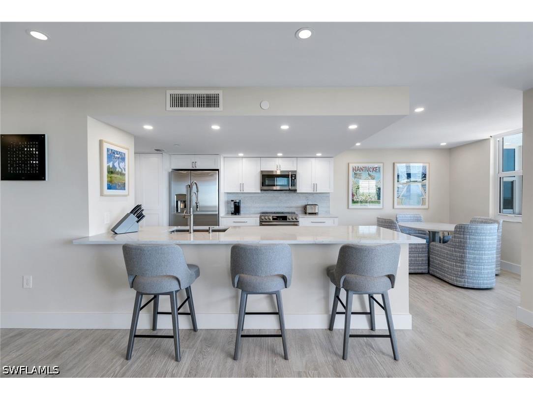 6101 Pelican Bay Boulevard #305 Naples FL 34108 226012687 image11