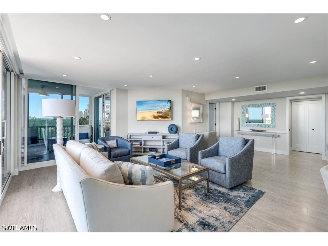 6101 Pelican Bay Boulevard #305 Naples FL 34108 226012687 image12