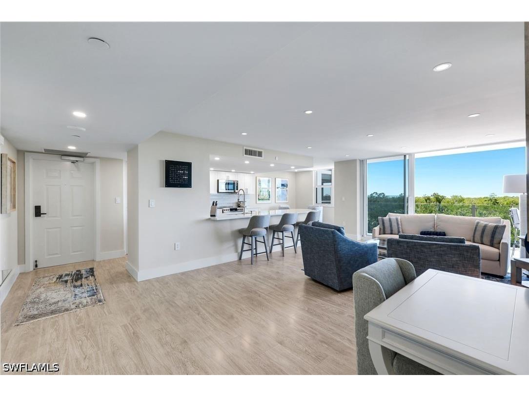 6101 Pelican Bay Boulevard #305 Naples FL 34108 226012687 image14