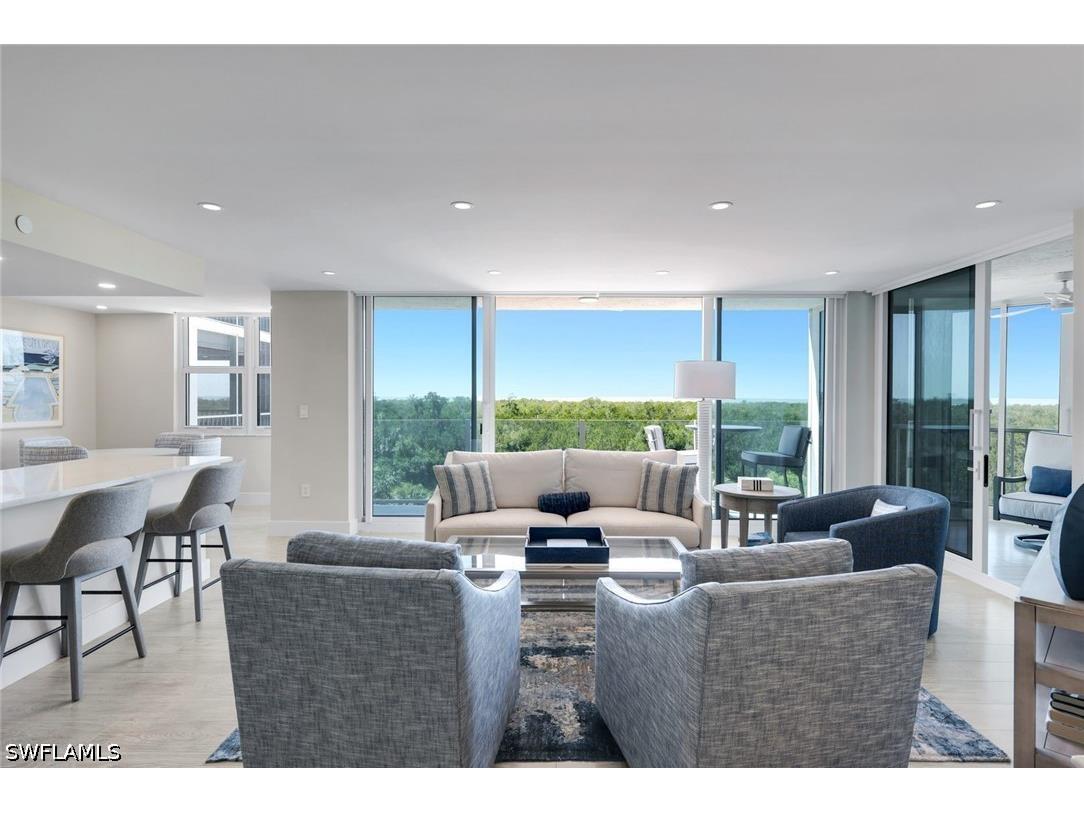 6101 Pelican Bay Boulevard #305 Naples FL 34108 226012687 image2