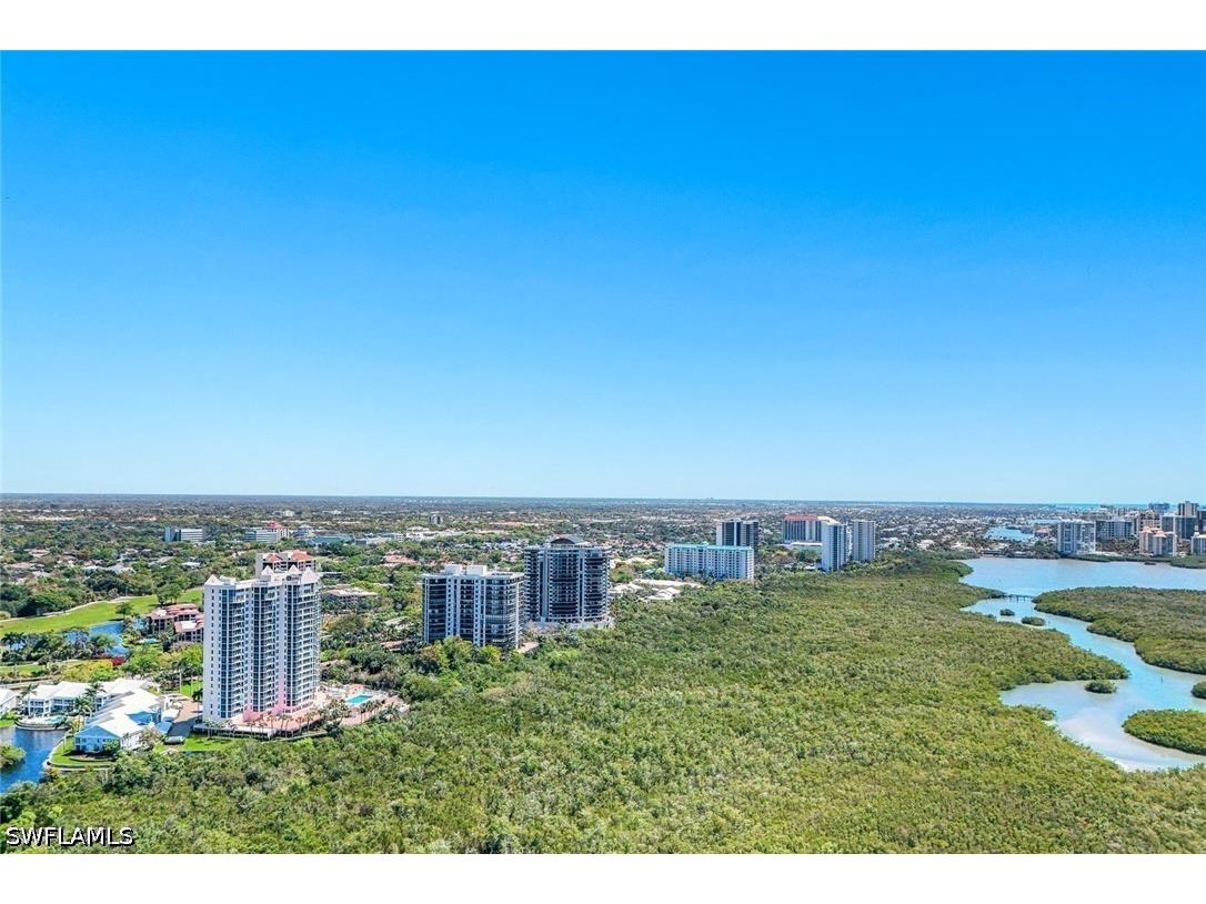 6101 Pelican Bay Boulevard #305 Naples FL 34108 226012687 image28