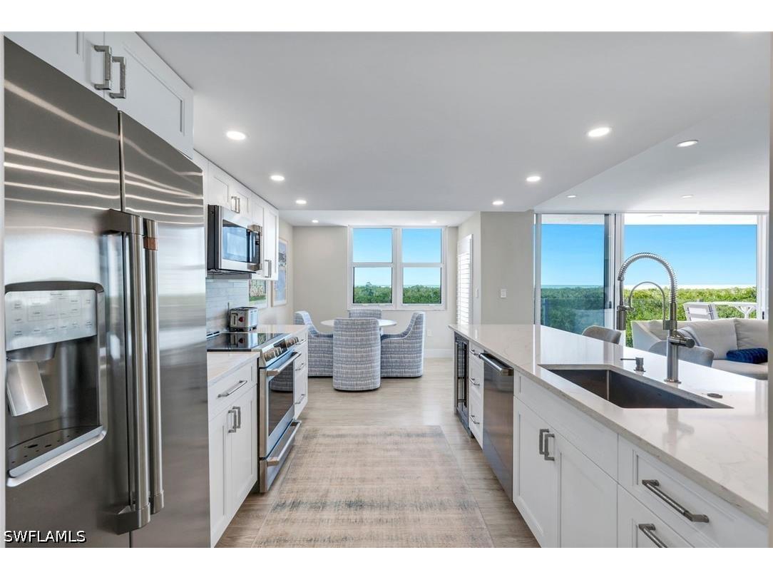 6101 Pelican Bay Boulevard #305 Naples FL 34108 226012687 image4