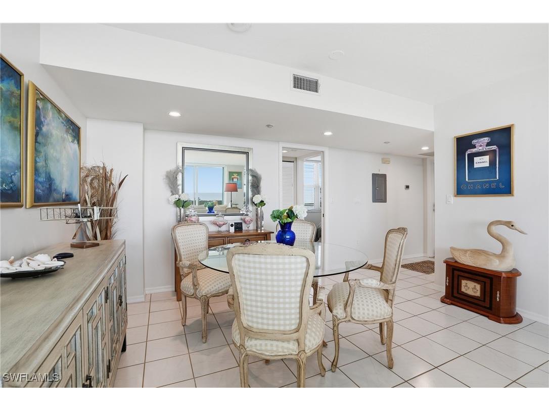 6101 Pelican Bay Boulevard #805 Naples FL 34108 225079653 image15