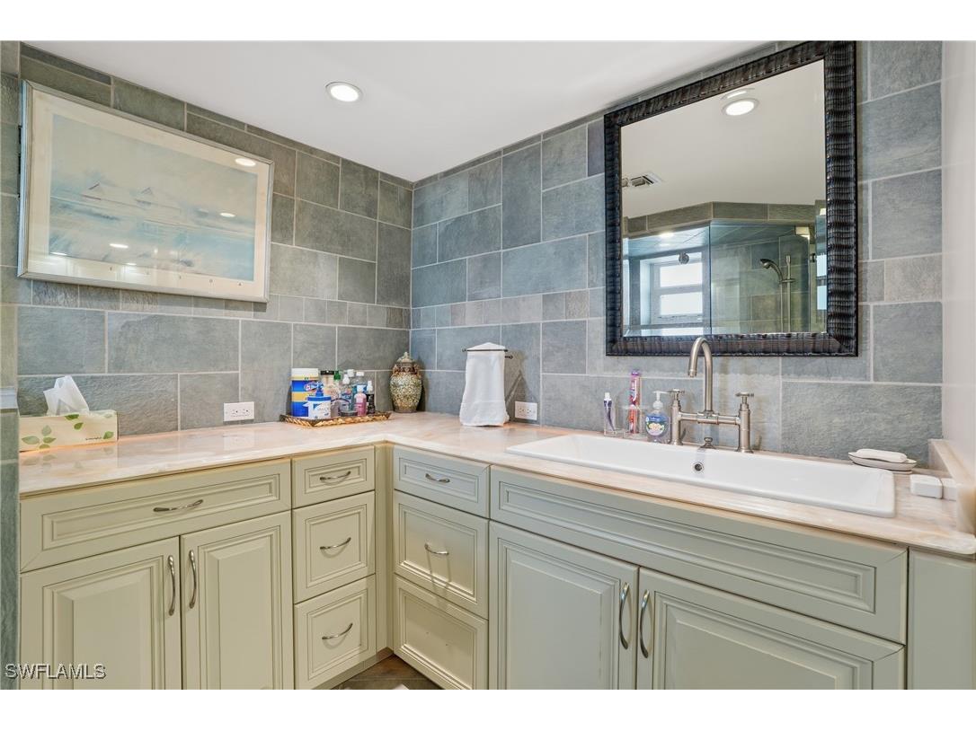 6101 Pelican Bay Boulevard #805 Naples FL 34108 225079655 image31