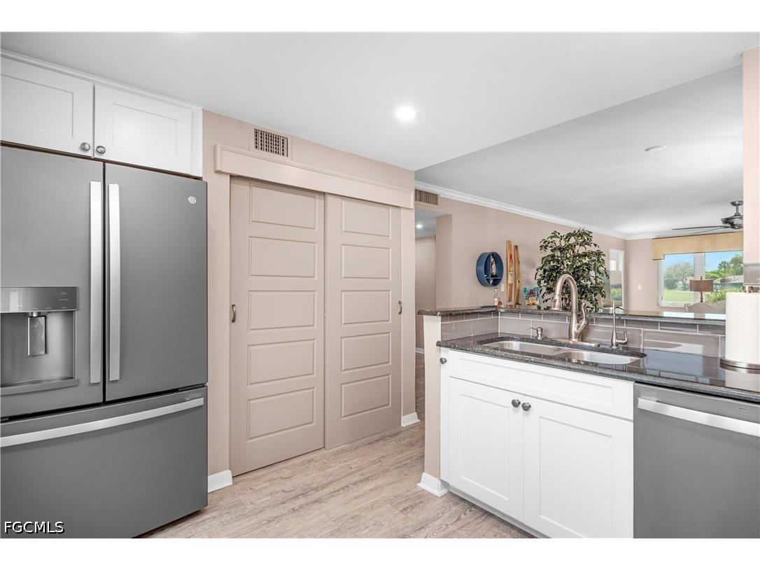 6102 Augusta Drive #116 Fort Myers FL 33907 2026015796 image5