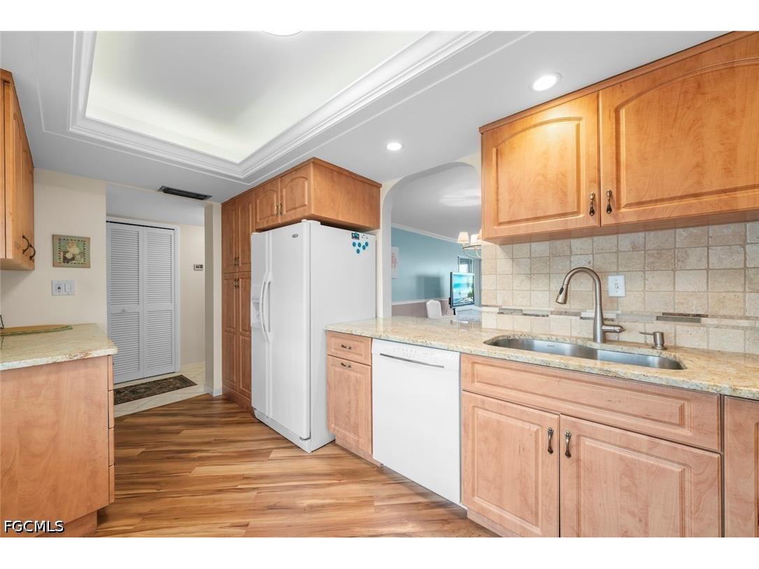 6102 Augusta Drive #207 Fort Myers FL 33907 2026024141 image8