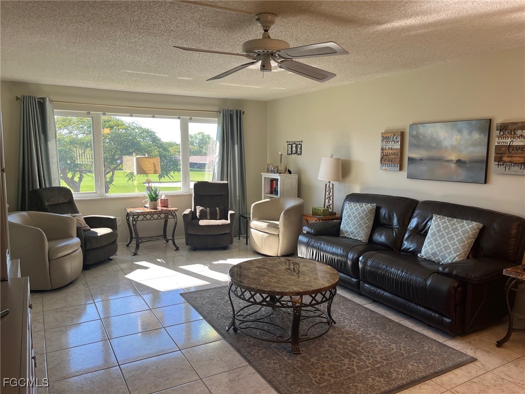 6102 Augusta Drive #307 Fort Myers FL 33907 2025026178 image1