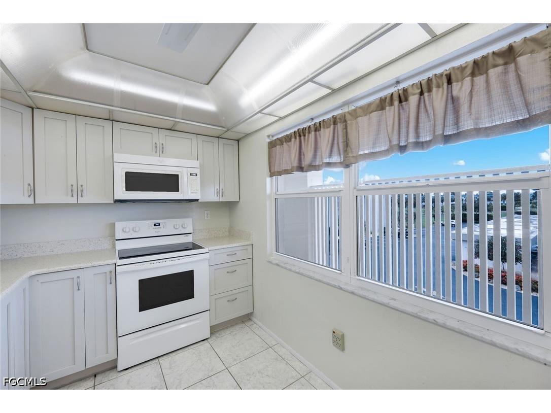6102 Augusta Drive #307 Fort Myers FL 33907 2026026707 image13