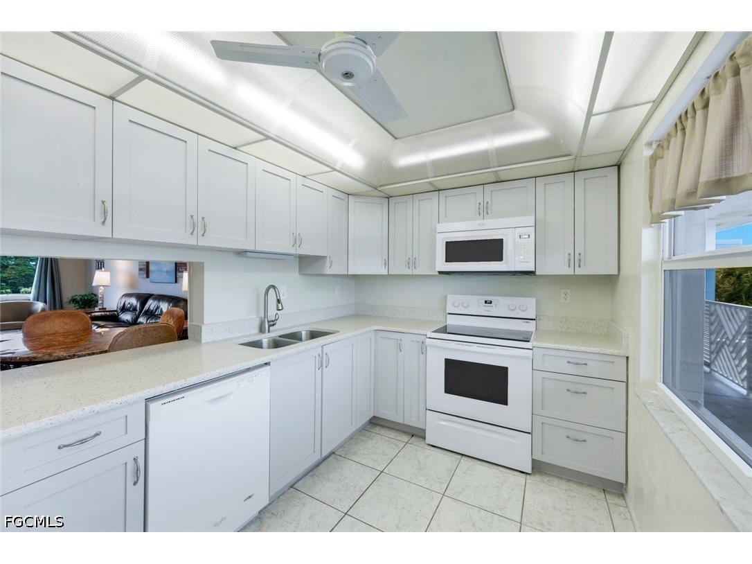 6102 Augusta Drive #307 Fort Myers FL 33907 2026026707 image14