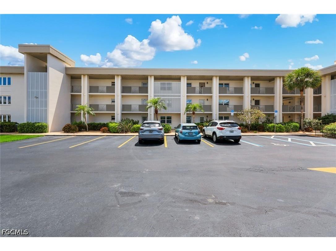 6102 Augusta Drive #307 Fort Myers FL 33907 2026026707 image37