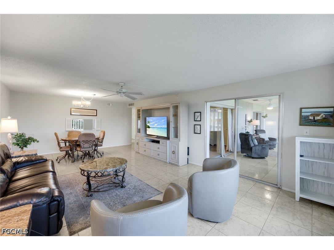 6102 Augusta Drive #307 Fort Myers FL 33907 2026026707 image9