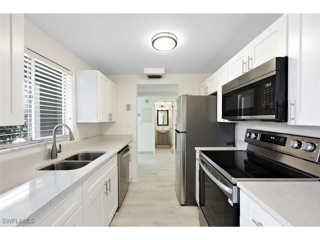 6102 Whiskey Creek Drive #105 Fort Myers FL 33919 225004961 image3