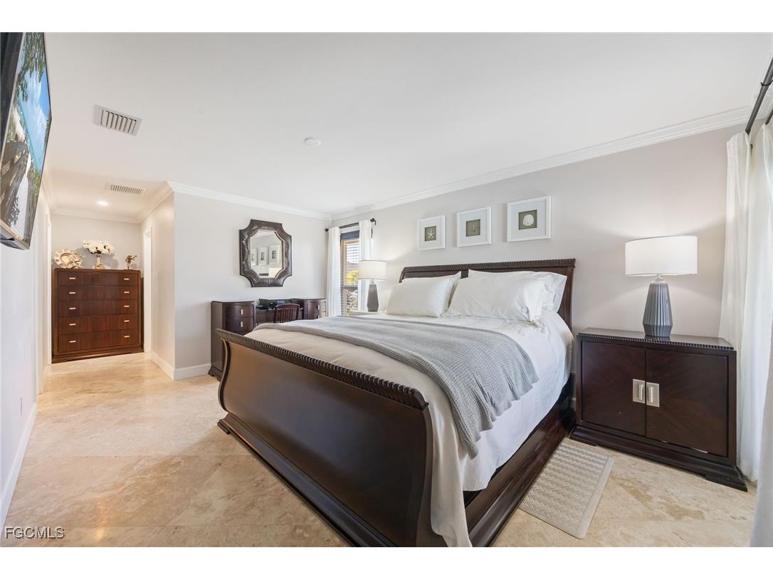 6104 Deer Run Fort Myers FL 33908 2026001823 image25