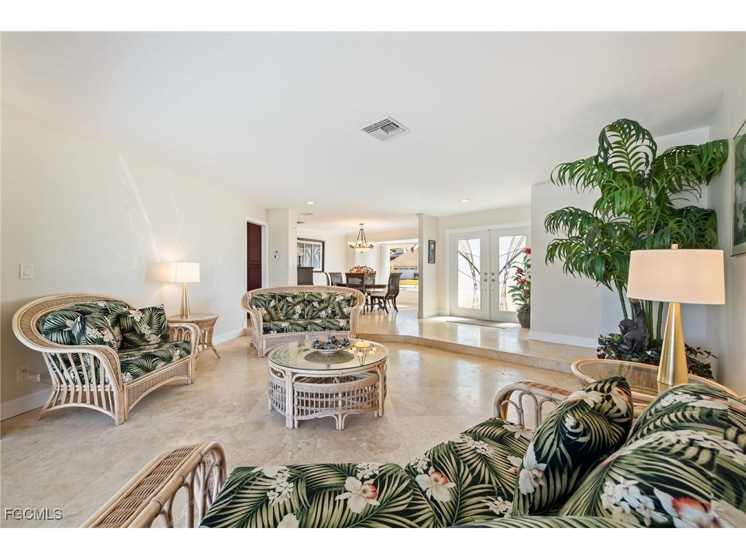 6104 Deer Run Fort Myers FL 33908 2026001823 image9