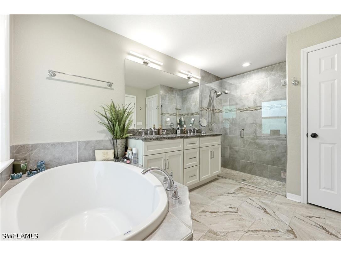6104 Waterway Bay Drive Fort Myers FL 33908 226016714 image13
