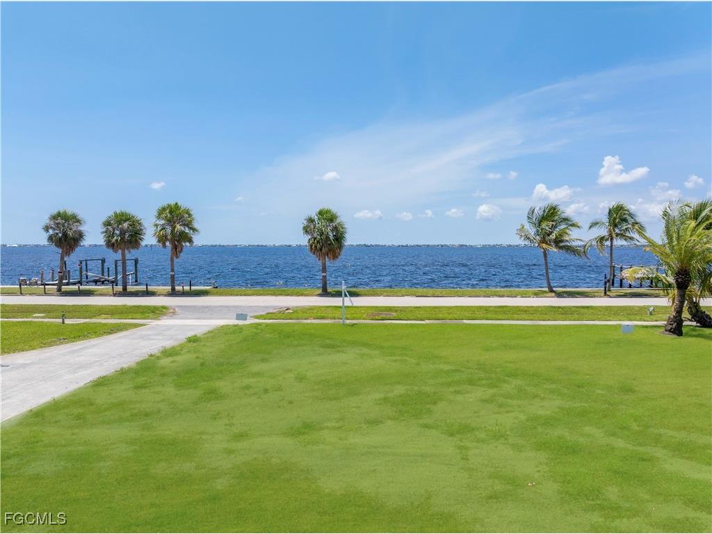 6105 W Riverside Drive Fort Myers FL 33919 2025018760 image4