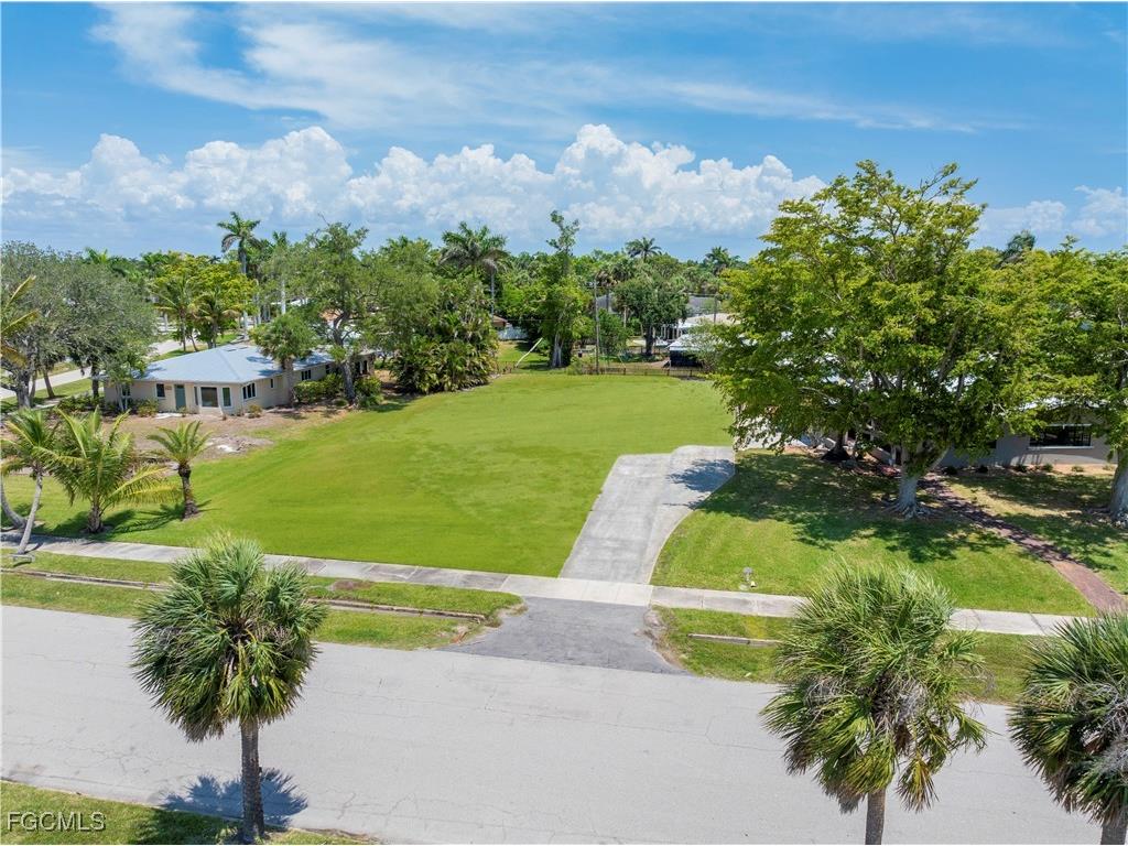 6105 W Riverside Drive Fort Myers FL 33919 2025018760 image8