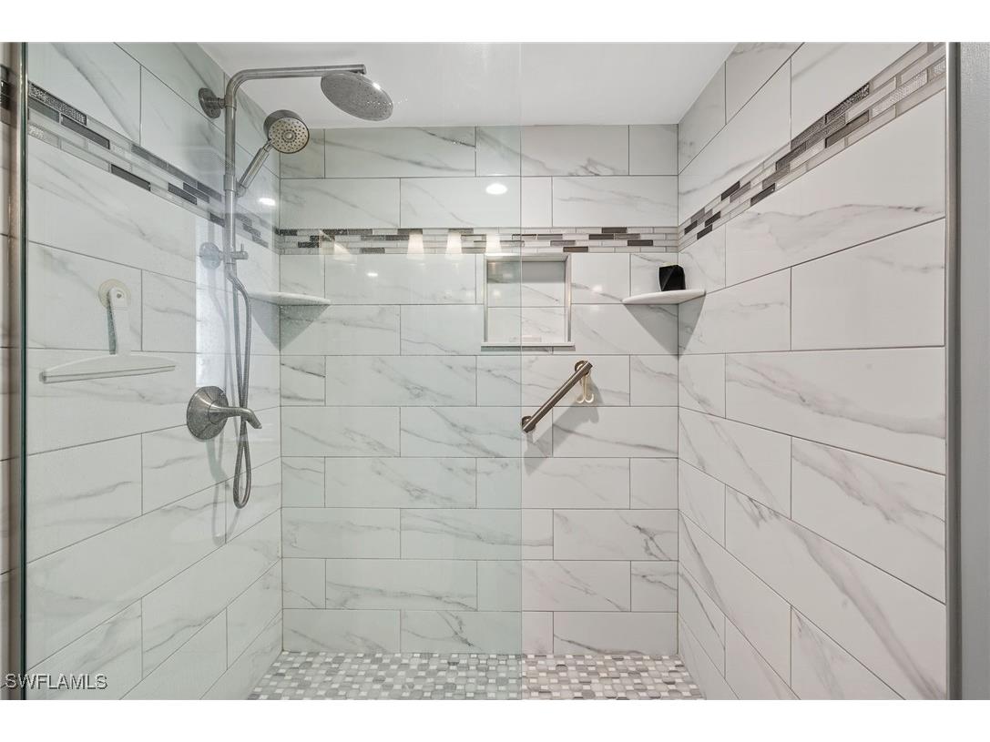 6106 Forest Villas Circle Fort Myers FL 33908 225084205 image39