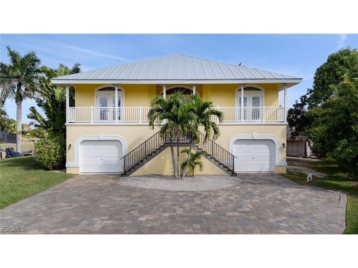 6106 Plumosa Avenue Fort Myers FL 33908 2025023241 image1