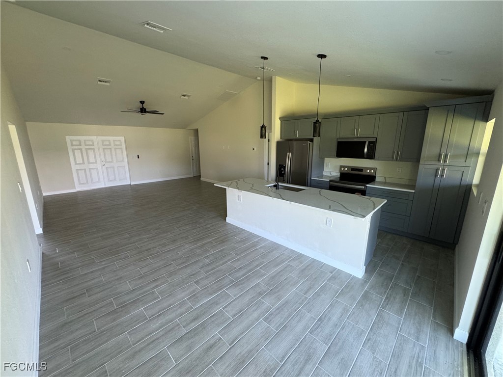 6108 Holt Court Fort Myers FL 33905 2025006815 image4