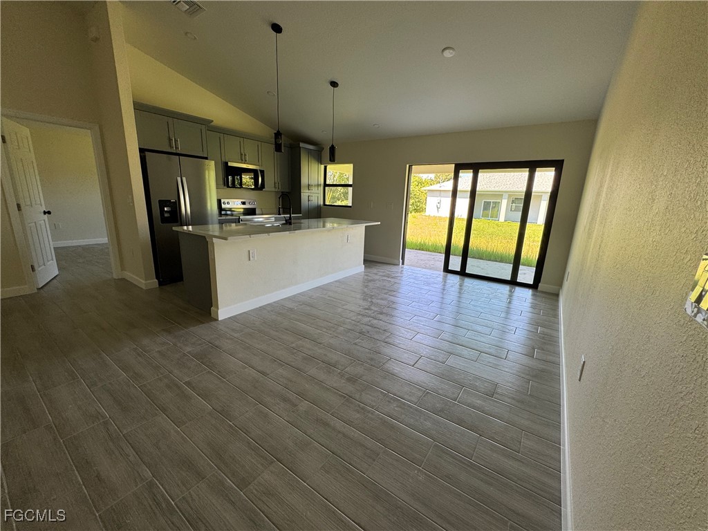 6108 Holt Court Fort Myers FL 33905 2025006815 image5