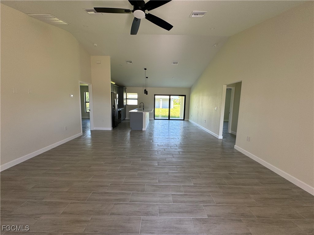 6108 Holt Court Fort Myers FL 33905 2025006815 image8