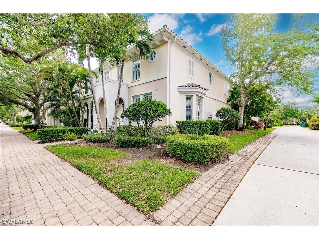 6108 Towncenter Circle Naples FL 34119 223022892 image1