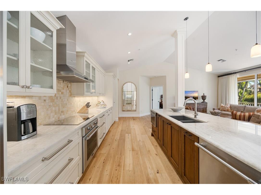 611 10th Avenue S #B2 Naples FL 34102 226003842 image13