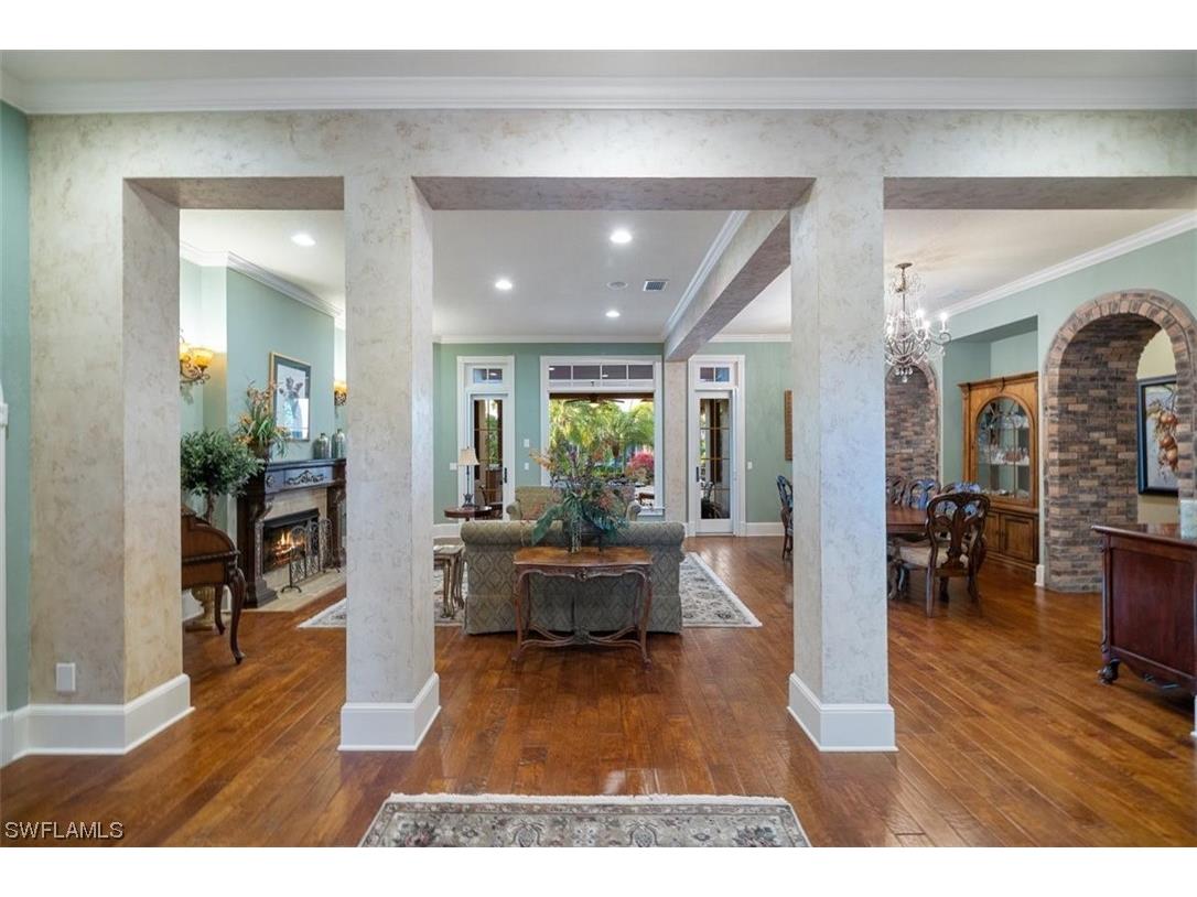 611 18th Avenue S Naples FL 34102 223084044 image10