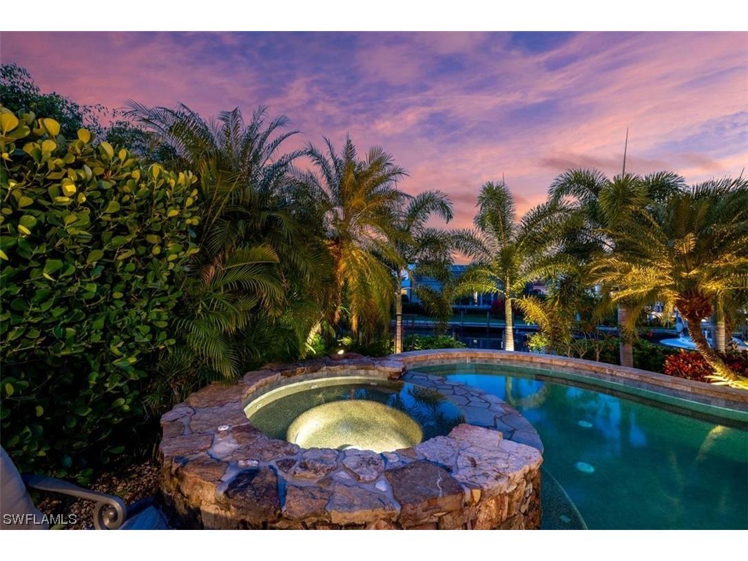 611 18th Avenue S Naples FL 34102 223084044 image19