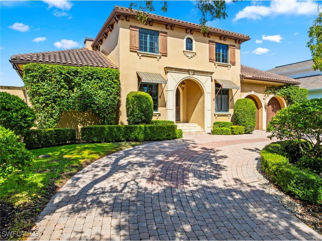 611 18th Avenue S Naples FL 34102 223084044 image2