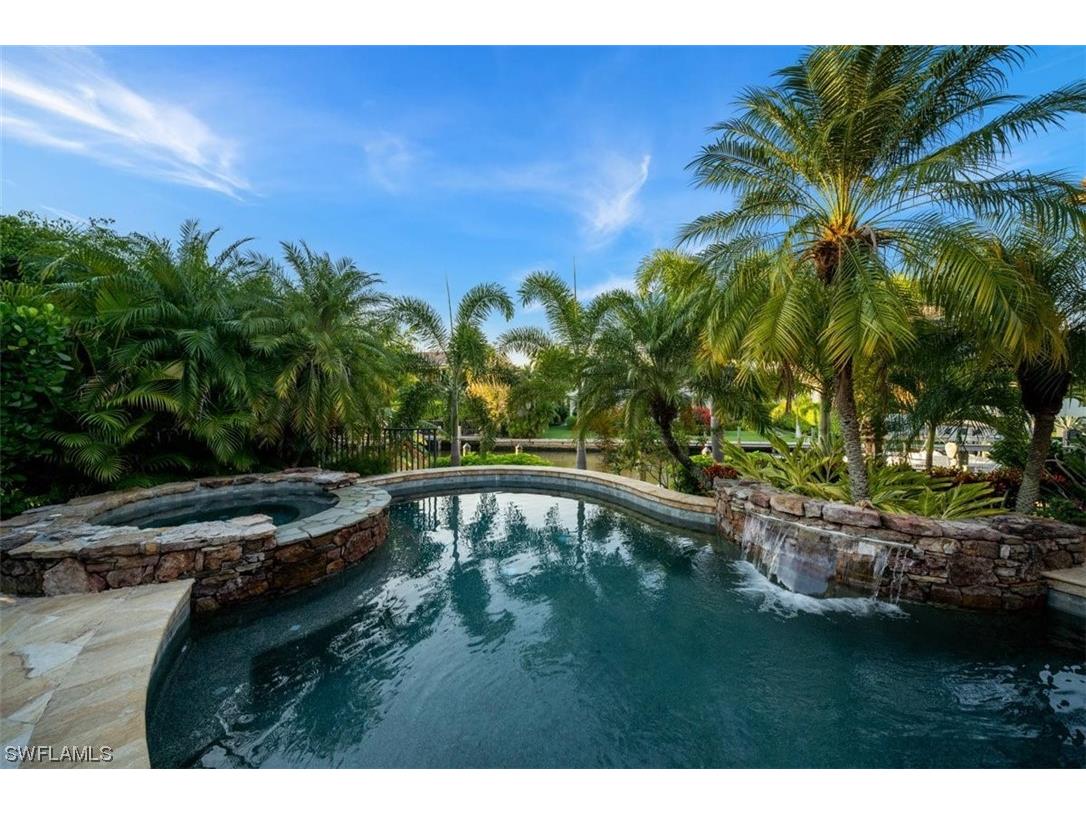 611 18th Avenue S Naples FL 34102 223084044 image21