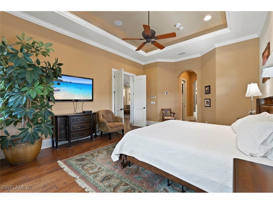 611 18th Avenue S Naples FL 34102 223084044 image29